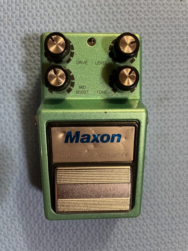 Maxon ST9.jpg